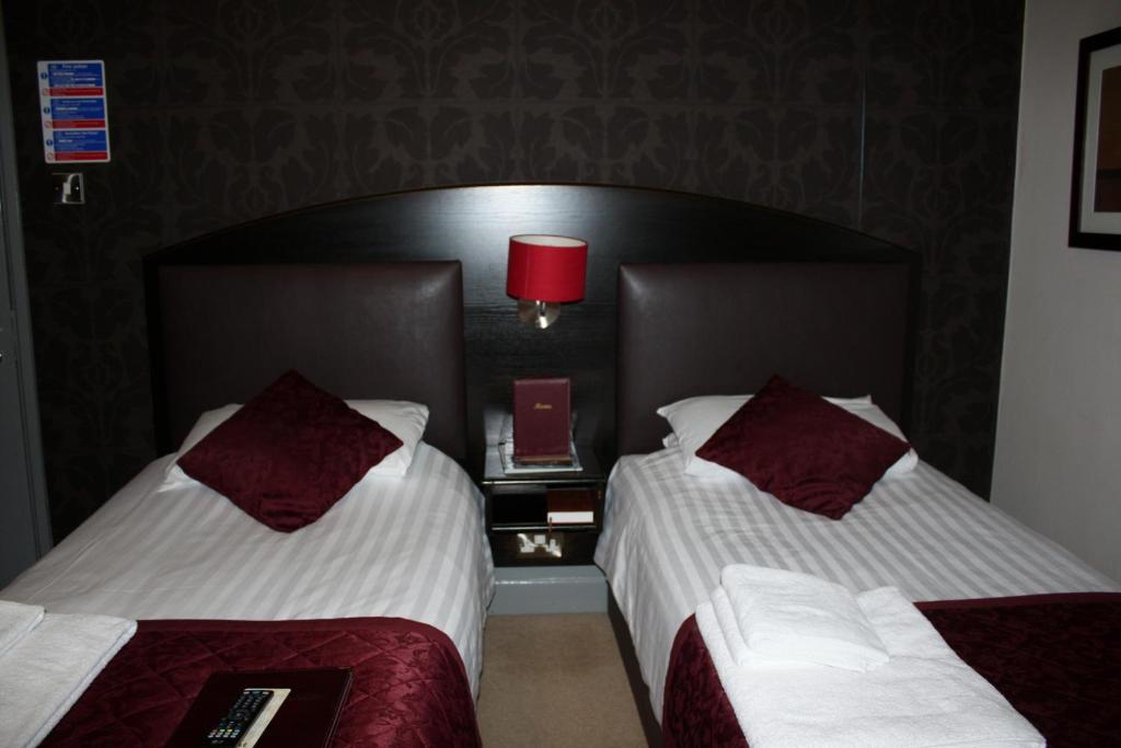 The Cathedral Hotel Salisbury Bilik gambar